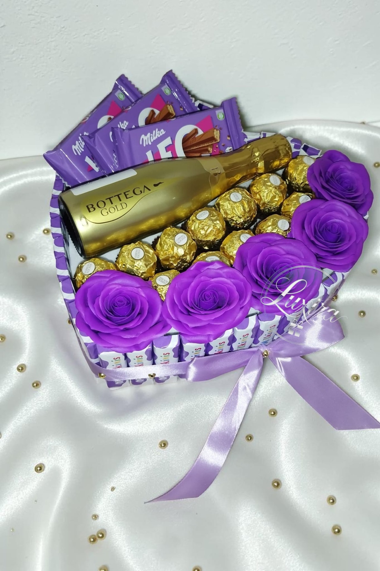 Luxusné Milka srdce Violet Gold s Ferrero Rocher a Bottega Gold