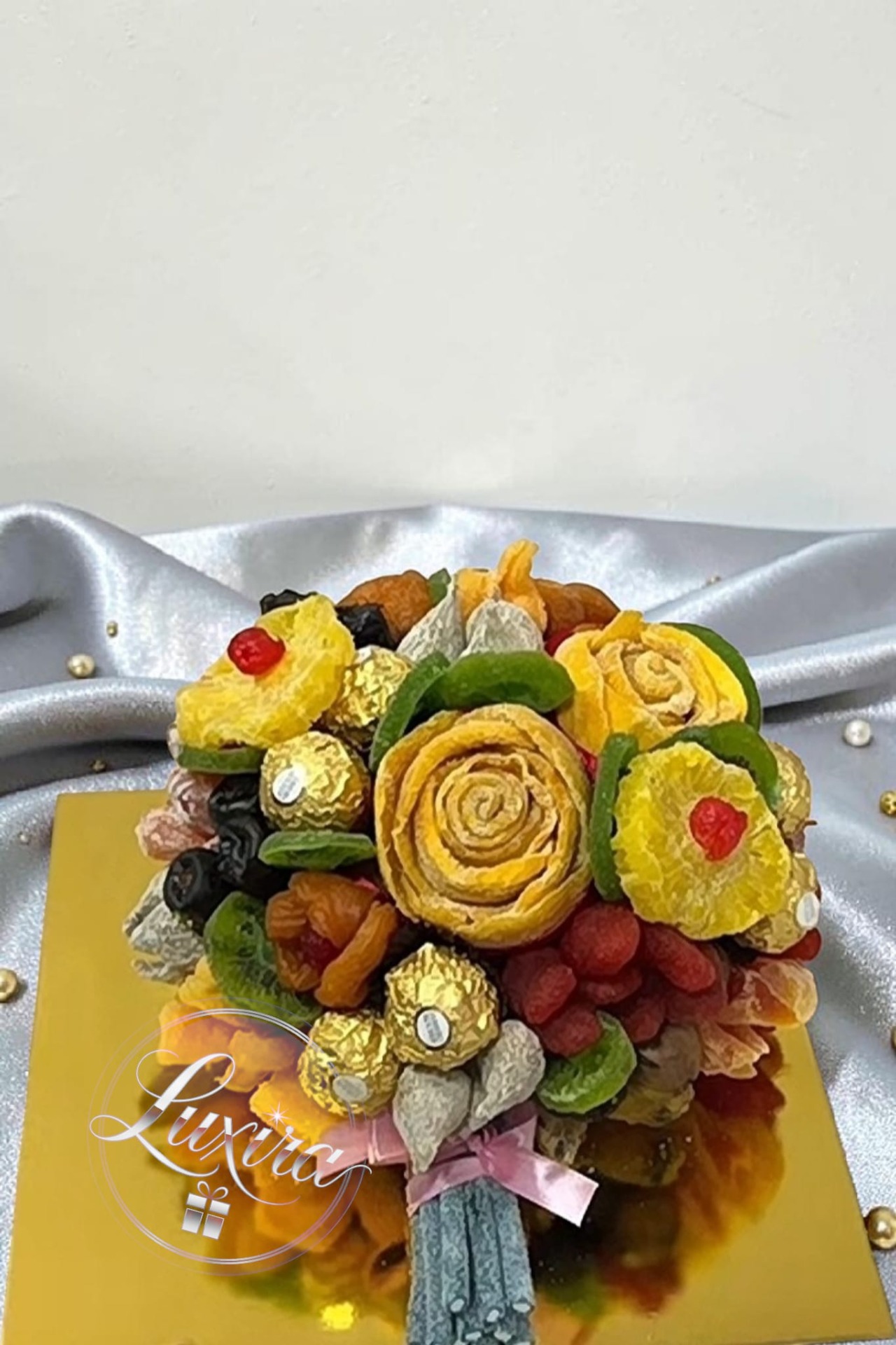 Luxusná kytica zo sušeného ovocia s Ferrero Rocher